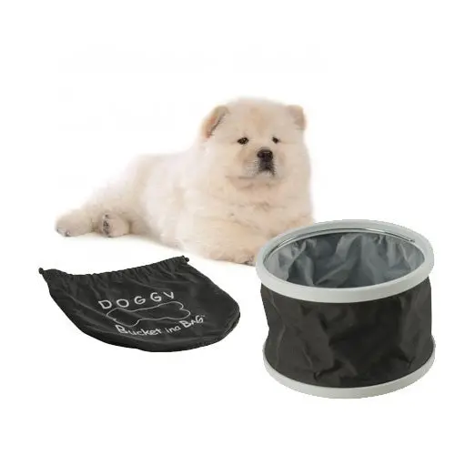 Burgon & Ball Pet-Friendly Doggy Bucket With Collapsible Carry Bag 1