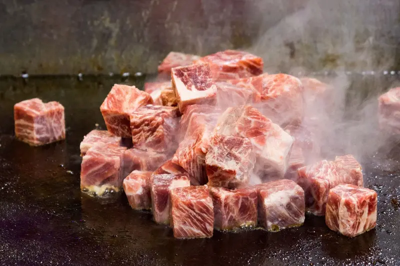 Kagoshima Wagyu Striploin – Diced Cubes For Stir-Fry Or Skewers 1