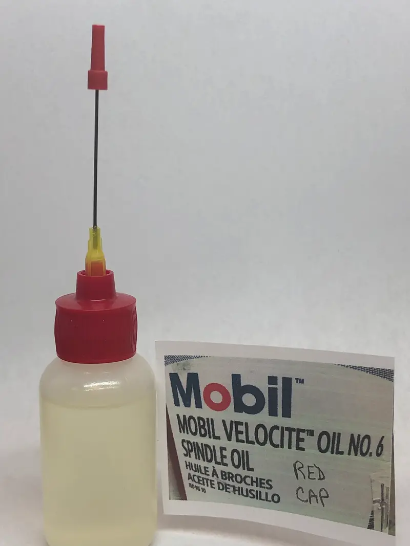 Red-Cap Velocite #6 Oil With Precision Tip – Formulated For Black Bobbins And Sensitive Machines (Model B83) 1