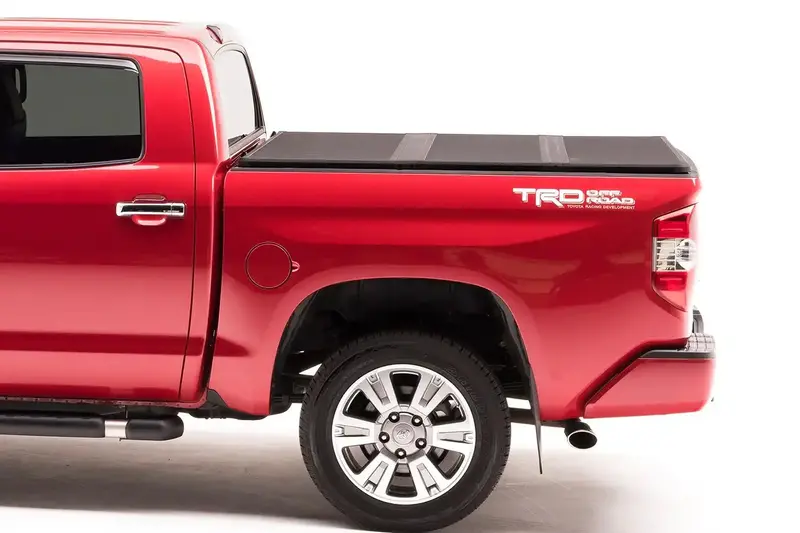 Extang Solid Fold 2.0 Tonneau Cover – Fits 2007–2013 Toyota Tundra (6'6" Bed, No Deck Rail System) 1